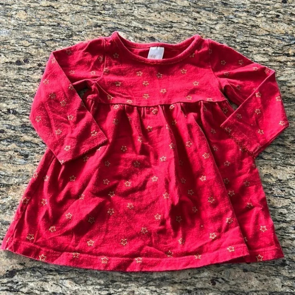 Red H&M Star Dress - Picture 1 of 5